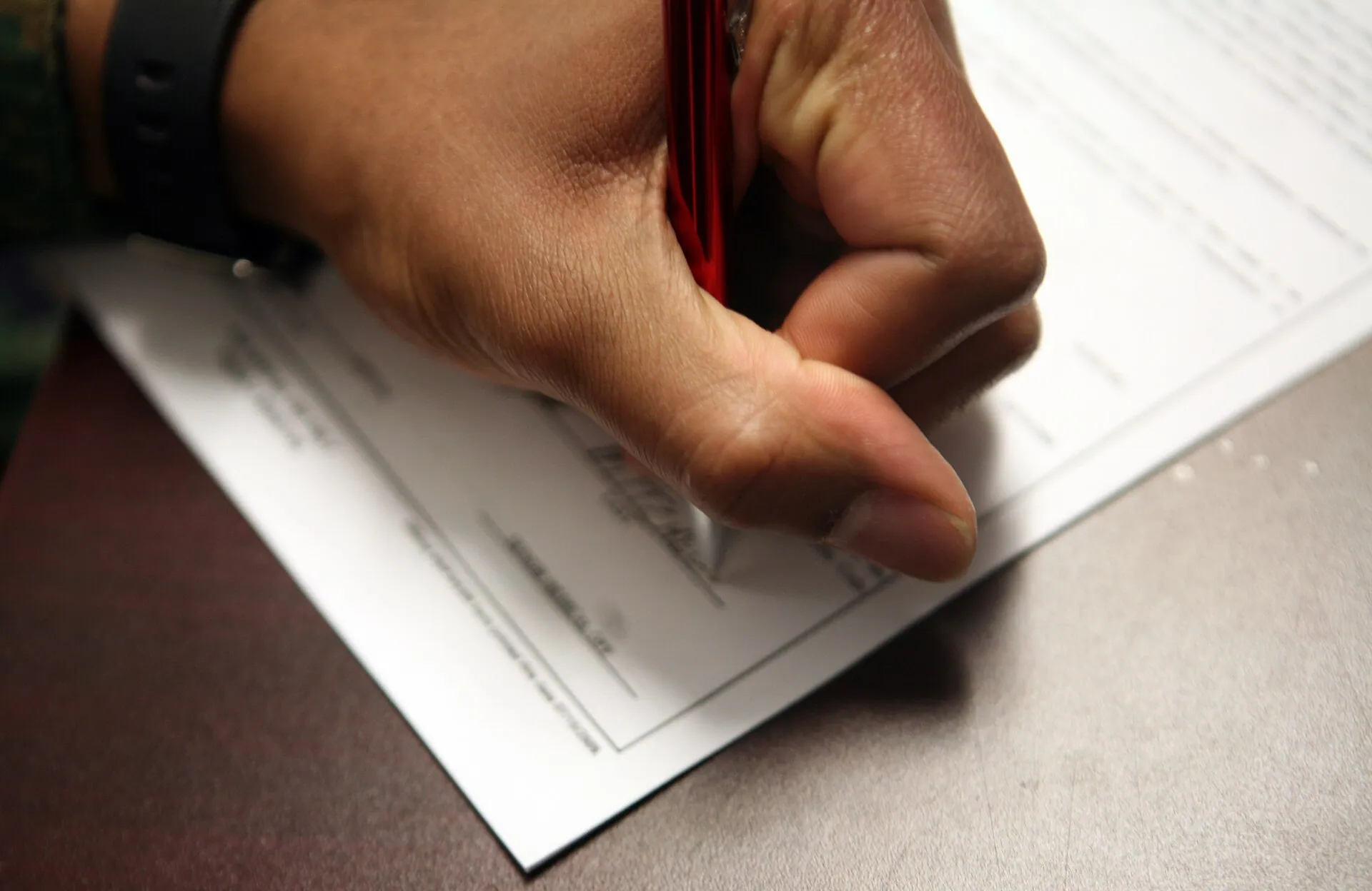 Compromis ou promesse unilatérale de vente : les différences qui comptent