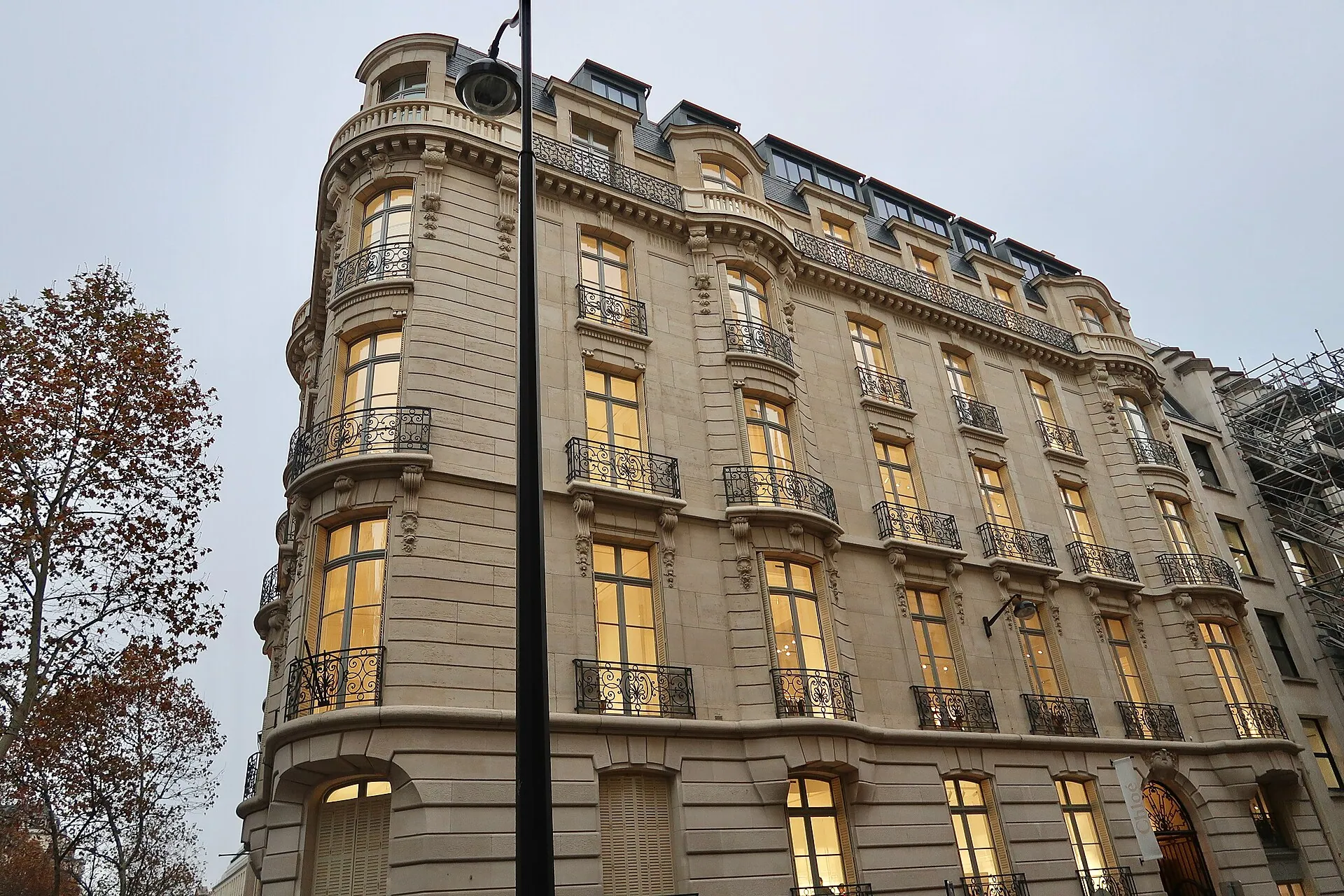 Courtier ou banque : à qui confier la négociation de son crédit ?
