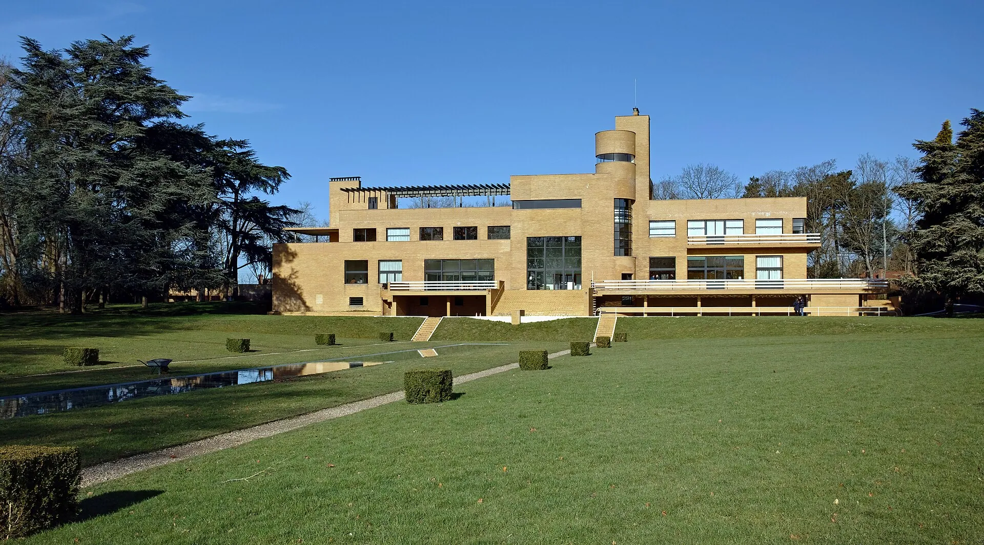 Maison d'architecte et villa contemporaine : valeur, entretien, revente